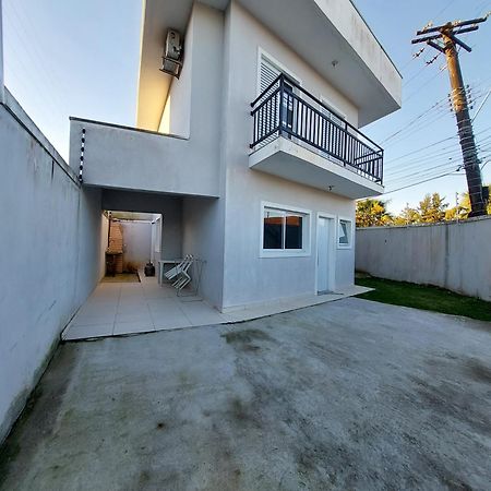 Sobrado frente ao SESC com WIFI 300MB, 2 vagas garagem, cozinha, moderno Bertioga Quarto foto
