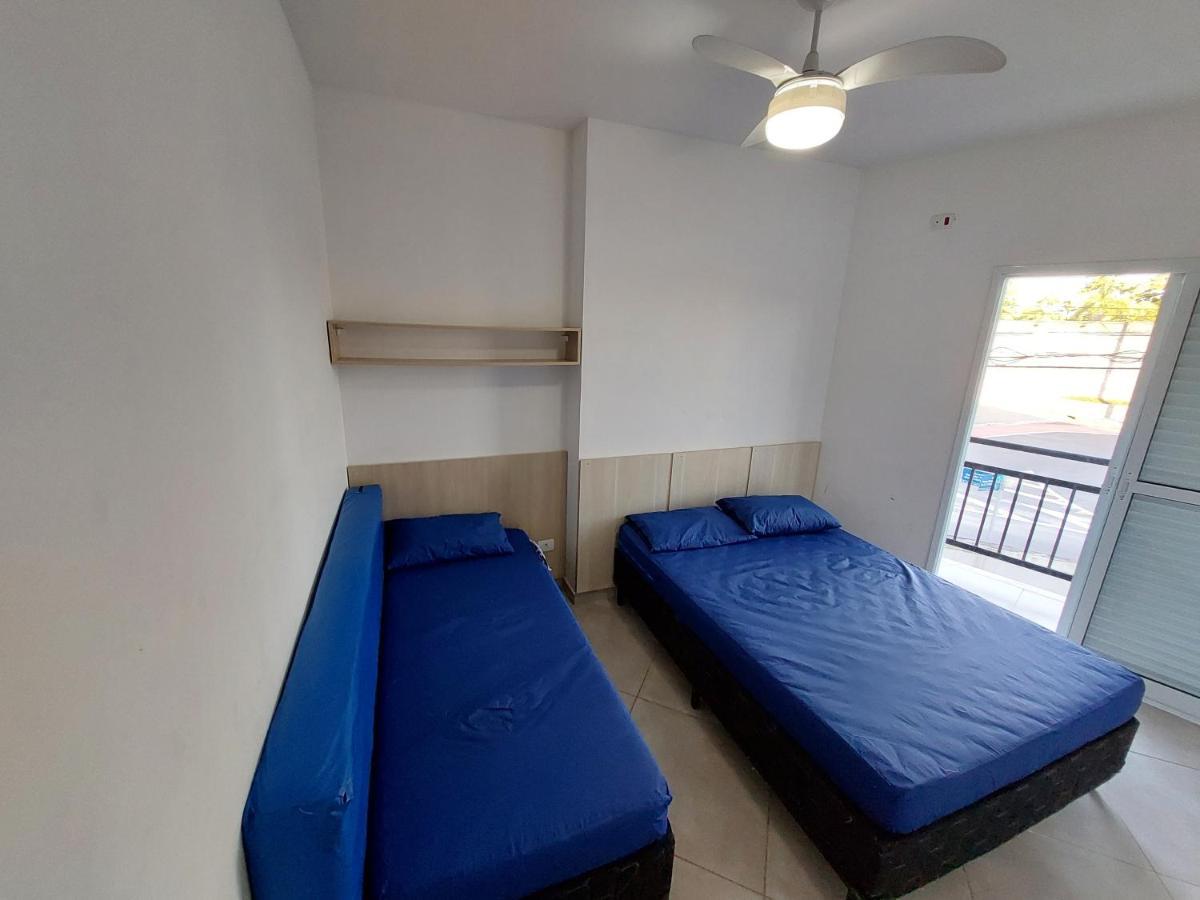 Sobrado frente ao SESC com WIFI 300MB, 2 vagas garagem, cozinha, moderno Bertioga Exterior foto